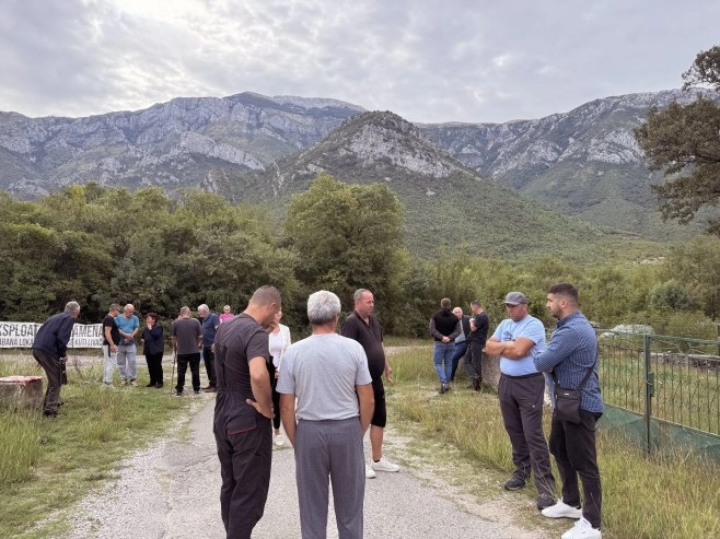 MOSTAR Mještani naselja Kuti poručuju da će životima braniti svoju zemlju